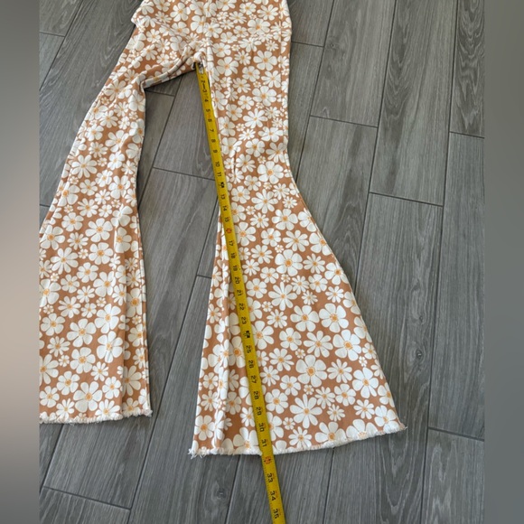 Peach Love California|Boho floral print wide leg bell bottom jeans,neutral tan • - Picture 13 of 15